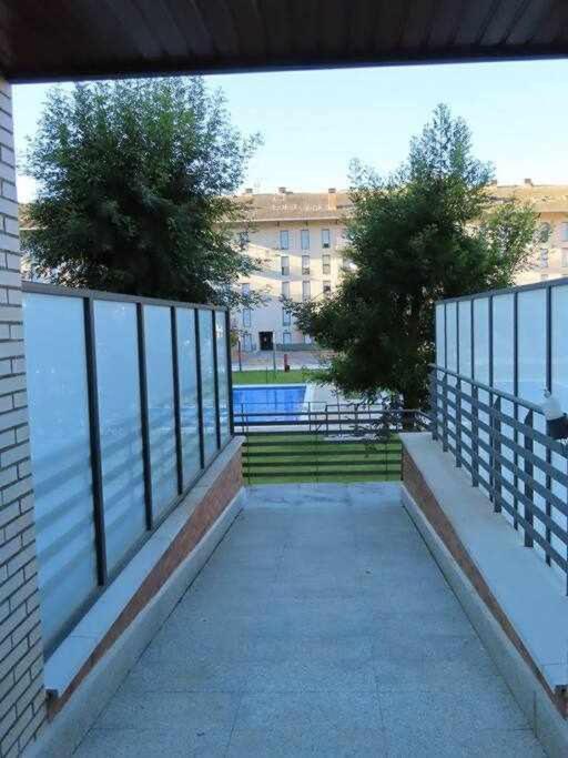 Apartamento Precioso Atico Con Bonitas Vistas A La Pena Oroel Jaca Exterior foto