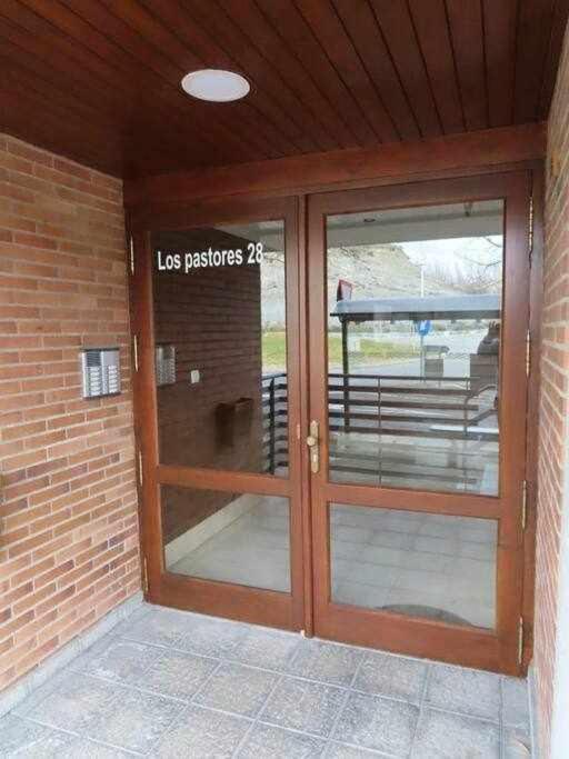Apartamento Precioso Atico Con Bonitas Vistas A La Pena Oroel Jaca Exterior foto