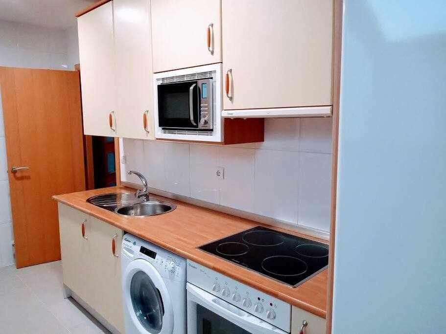 Apartamento Precioso Atico Con Bonitas Vistas A La Pena Oroel Jaca Exterior foto