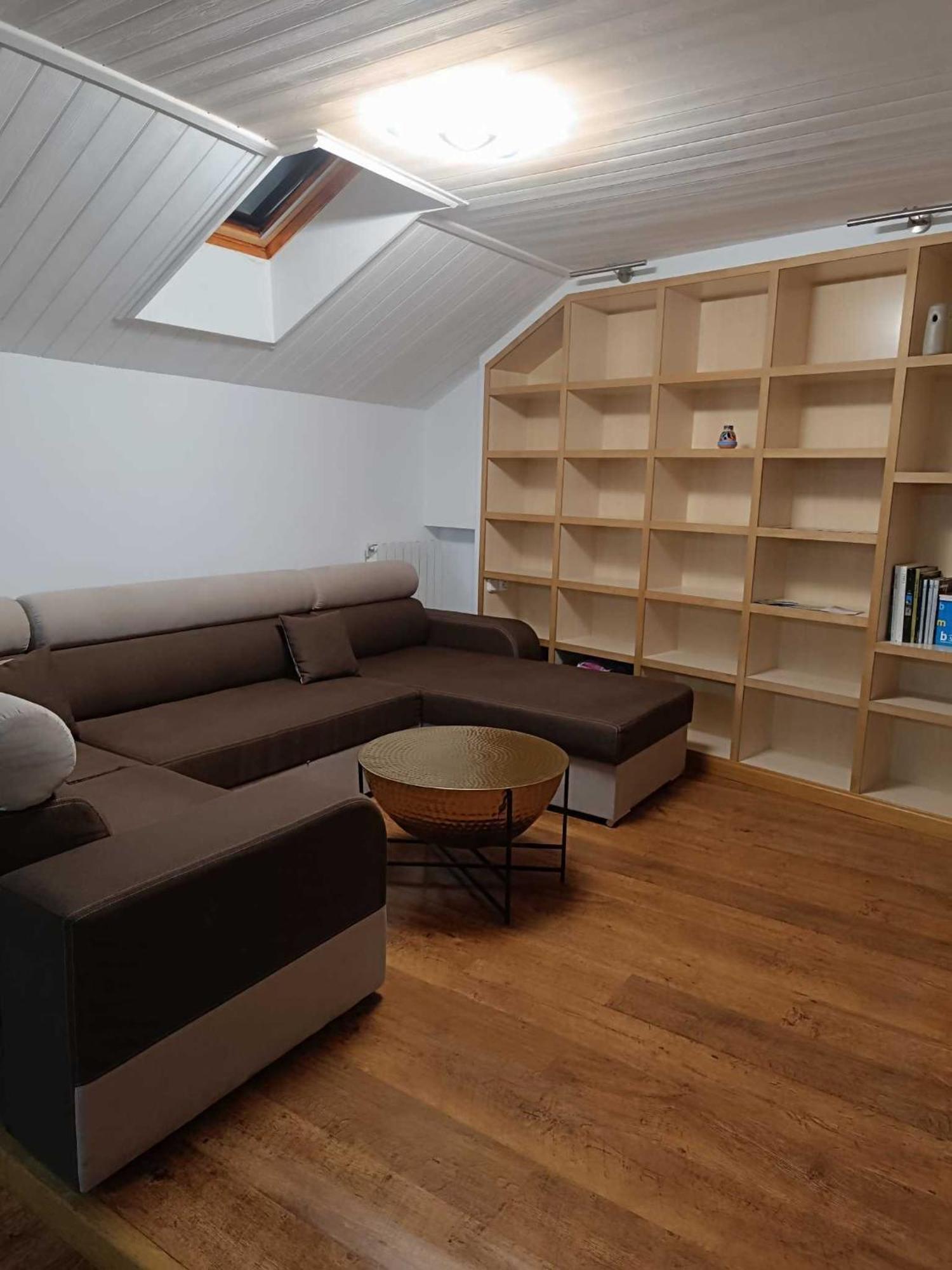 Apartamento Precioso Atico Con Bonitas Vistas A La Pena Oroel Jaca Exterior foto